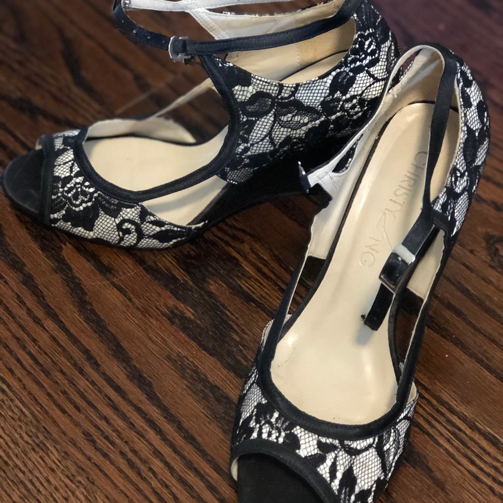 Isabelle black lace wedge shoes